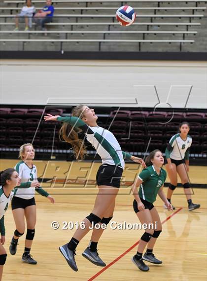 Thumbnail 1 in Reagan Vs Brandeis (NEISD Invitational) photogallery.