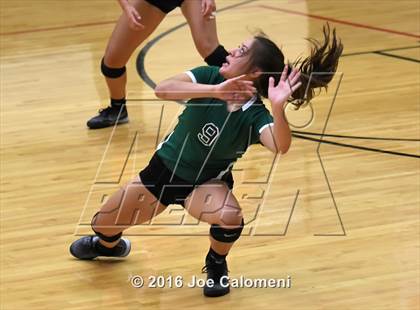 Thumbnail 3 in Reagan Vs Brandeis (NEISD Invitational) photogallery.