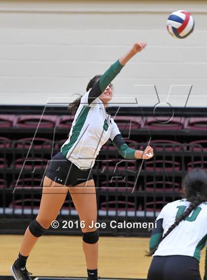 Thumbnail 2 in Reagan Vs Brandeis (NEISD Invitational) photogallery.