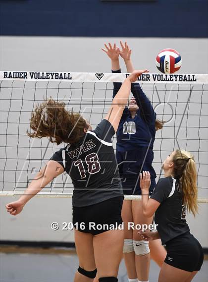Thumbnail 3 in Wylie @ Wylie East photogallery.