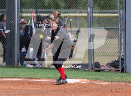 Thumbnail 2 in Edmond Santa Fe @ Mustang photogallery.
