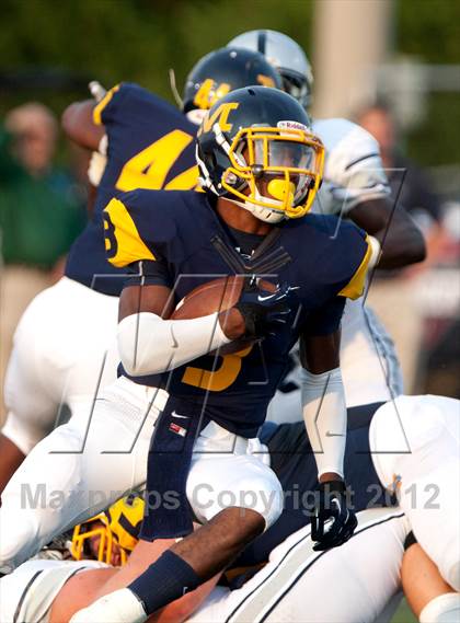 Thumbnail 2 in Gilman vs. Moeller (Crosstown Showdown) photogallery.