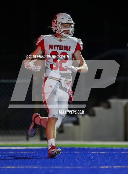 Thumbnail 1 in Gladewater vs. Pottsboro (UIL 3A Division 1 Region 2 Quarterfinals) photogallery.