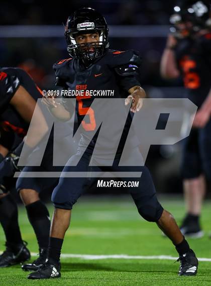 Thumbnail 1 in Gladewater vs. Pottsboro (UIL 3A Division 1 Region 2 Quarterfinals) photogallery.