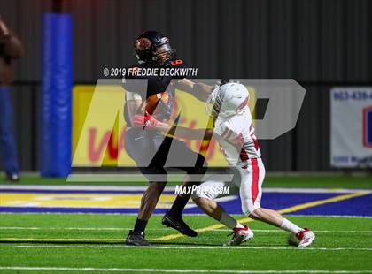 Thumbnail 3 in Gladewater vs. Pottsboro (UIL 3A Division 1 Region 2 Quarterfinals) photogallery.