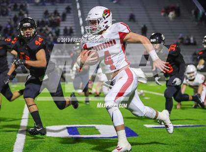 Thumbnail 2 in Gladewater vs. Pottsboro (UIL 3A Division 1 Region 2 Quarterfinals) photogallery.