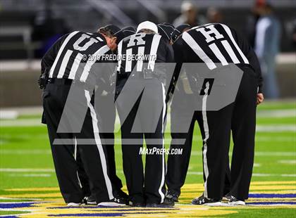 Thumbnail 1 in Gladewater vs. Pottsboro (UIL 3A Division 1 Region 2 Quarterfinals) photogallery.