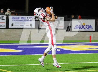 Thumbnail 3 in Gladewater vs. Pottsboro (UIL 3A Division 1 Region 2 Quarterfinals) photogallery.