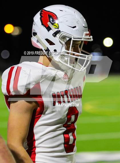 Thumbnail 2 in Gladewater vs. Pottsboro (UIL 3A Division 1 Region 2 Quarterfinals) photogallery.