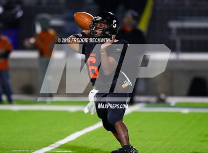 Thumbnail 3 in Gladewater vs. Pottsboro (UIL 3A Division 1 Region 2 Quarterfinals) photogallery.