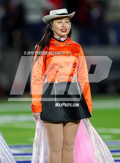 Thumbnail 2 in Gladewater vs. Pottsboro (UIL 3A Division 1 Region 2 Quarterfinals) photogallery.