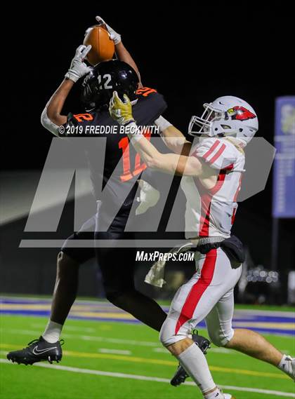 Thumbnail 2 in Gladewater vs. Pottsboro (UIL 3A Division 1 Region 2 Quarterfinals) photogallery.