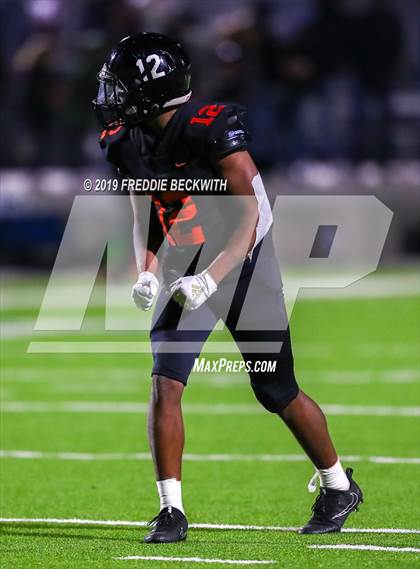 Thumbnail 3 in Gladewater vs. Pottsboro (UIL 3A Division 1 Region 2 Quarterfinals) photogallery.