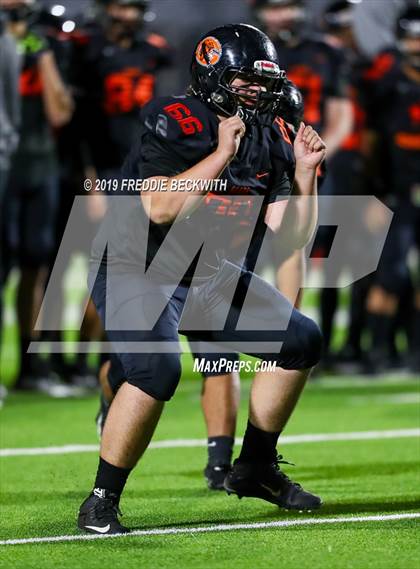 Thumbnail 2 in Gladewater vs. Pottsboro (UIL 3A Division 1 Region 2 Quarterfinals) photogallery.