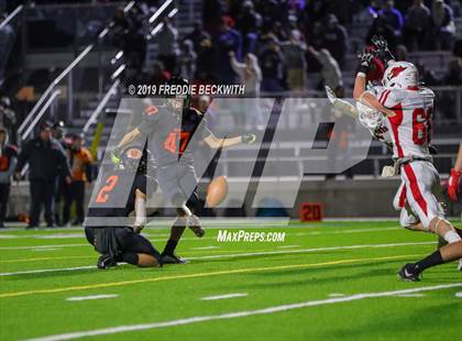 Thumbnail 3 in Gladewater vs. Pottsboro (UIL 3A Division 1 Region 2 Quarterfinals) photogallery.