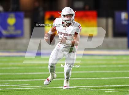 Thumbnail 3 in Gladewater vs. Pottsboro (UIL 3A Division 1 Region 2 Quarterfinals) photogallery.