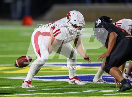 Thumbnail 2 in Gladewater vs. Pottsboro (UIL 3A Division 1 Region 2 Quarterfinals) photogallery.
