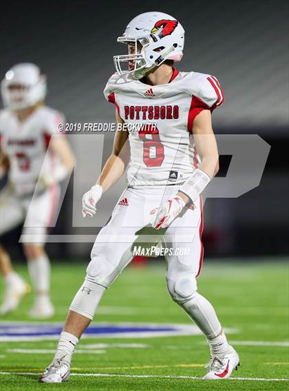 Thumbnail 1 in Gladewater vs. Pottsboro (UIL 3A Division 1 Region 2 Quarterfinals) photogallery.