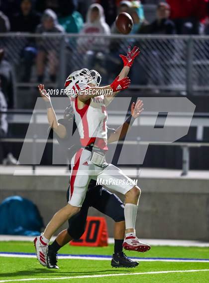 Thumbnail 1 in Gladewater vs. Pottsboro (UIL 3A Division 1 Region 2 Quarterfinals) photogallery.