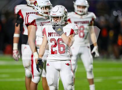 Thumbnail 3 in Gladewater vs. Pottsboro (UIL 3A Division 1 Region 2 Quarterfinals) photogallery.