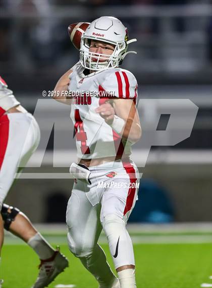 Thumbnail 2 in Gladewater vs. Pottsboro (UIL 3A Division 1 Region 2 Quarterfinals) photogallery.
