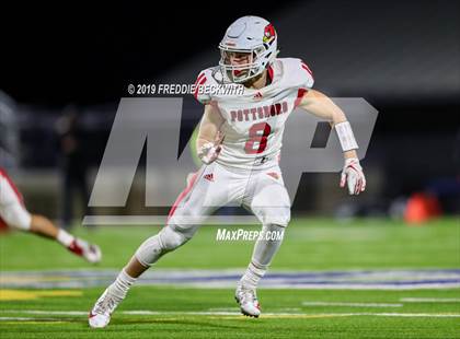 Thumbnail 2 in Gladewater vs. Pottsboro (UIL 3A Division 1 Region 2 Quarterfinals) photogallery.