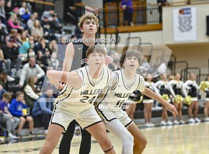 Thumbnail 3 in Guerin Catholic @ Noblesville photogallery.