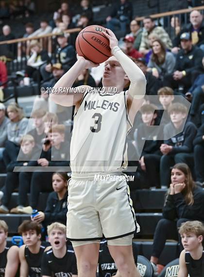 Thumbnail 2 in Guerin Catholic @ Noblesville photogallery.