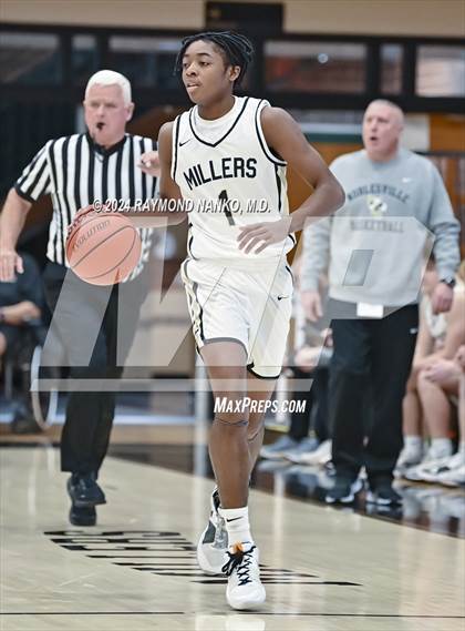 Thumbnail 1 in Guerin Catholic @ Noblesville photogallery.