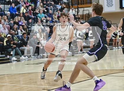 Thumbnail 2 in Guerin Catholic @ Noblesville photogallery.