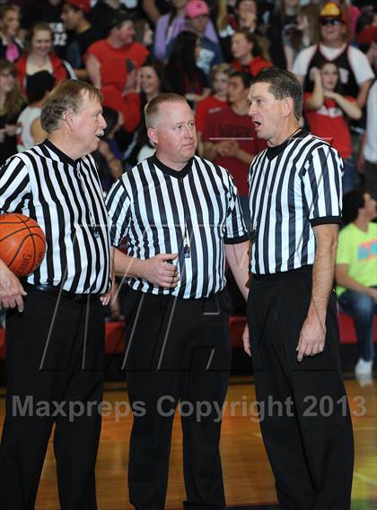 Thumbnail 2 in Gridley vs Corning (CIF NS D4 Semifinal) photogallery.