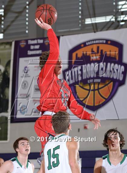 Thumbnail 3 in Foothill vs. St. Mary's (St. Hope Elite Classic) photogallery.