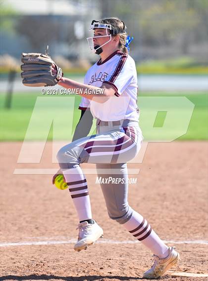 Thumbnail 3 in Foster vs Waller (NFCA Texas High School Leadoff Classic Tournament) photogallery.