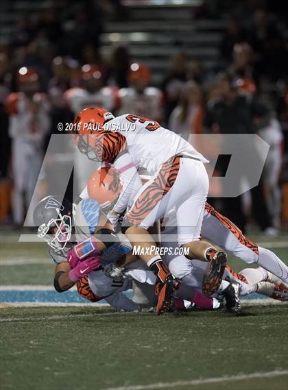 Thumbnail 2 in Lakewood @ Valor Christian photogallery.