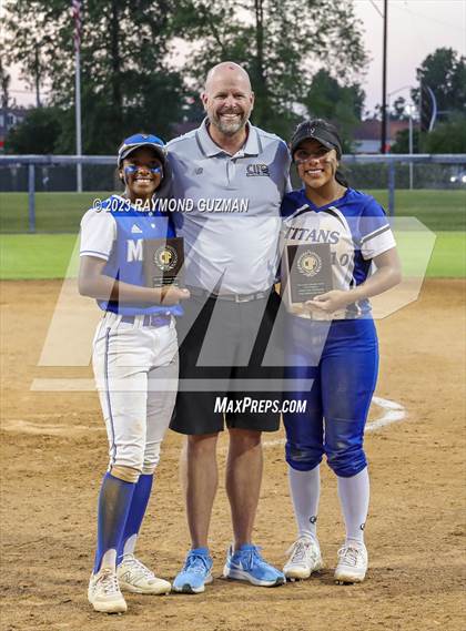 Thumbnail 1 in Frontier @ Madera-2023 CIF CS Softball Championships-Division 2 photogallery.