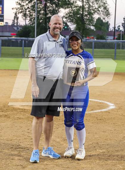 Thumbnail 2 in Frontier @ Madera-2023 CIF CS Softball Championships-Division 2 photogallery.