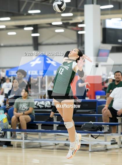 Thumbnail 2 in Flagstaff vs Riverside (Canada) (Nike TOC Southwest -  Final) photogallery.