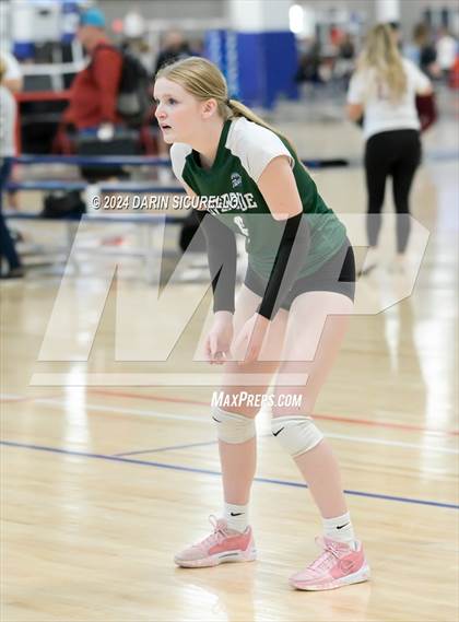 Thumbnail 3 in Flagstaff vs Riverside (Canada) (Nike TOC Southwest -  Final) photogallery.
