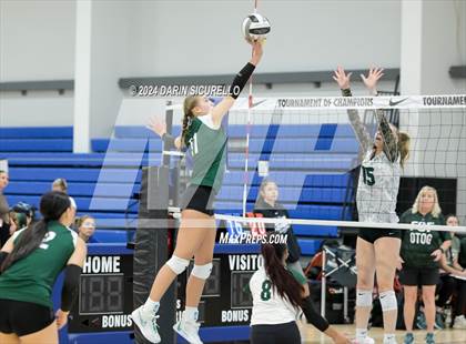 Thumbnail 3 in Flagstaff vs Riverside (Canada) (Nike TOC Southwest -  Final) photogallery.
