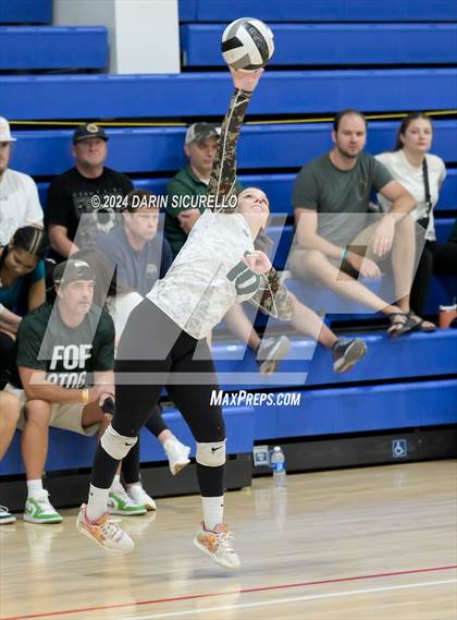 Thumbnail 1 in Flagstaff vs Riverside (Canada) (Nike TOC Southwest -  Final) photogallery.