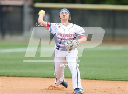 Thumbnail 3 in Southern Alamance vs. Alexander Central (NCHSAA 3A Final - Game 1) photogallery.