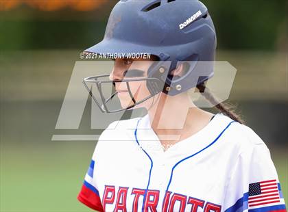 Thumbnail 1 in Southern Alamance vs. Alexander Central (NCHSAA 3A Final - Game 1) photogallery.