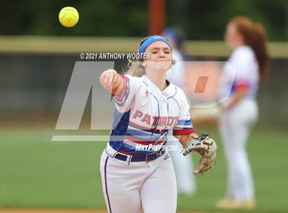 Thumbnail 2 in Southern Alamance vs. Alexander Central (NCHSAA 3A Final - Game 1) photogallery.