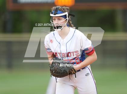 Thumbnail 1 in Southern Alamance vs. Alexander Central (NCHSAA 3A Final - Game 1) photogallery.