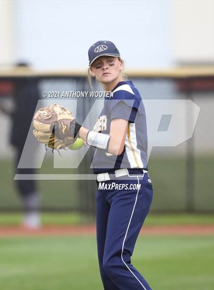 Thumbnail 2 in Southern Alamance vs. Alexander Central (NCHSAA 3A Final - Game 1) photogallery.