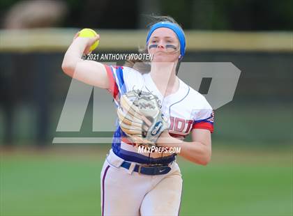 Thumbnail 1 in Southern Alamance vs. Alexander Central (NCHSAA 3A Final - Game 1) photogallery.