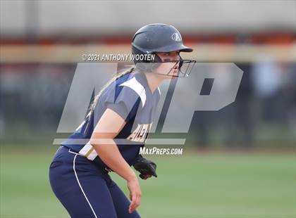 Thumbnail 3 in Southern Alamance vs. Alexander Central (NCHSAA 3A Final - Game 1) photogallery.
