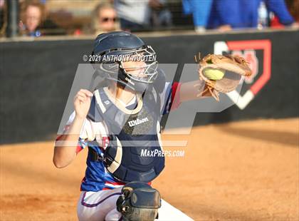 Thumbnail 1 in Southern Alamance vs. Alexander Central (NCHSAA 3A Final - Game 1) photogallery.