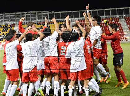 Thumbnail 1 in Lee [Robert E.] vs. Steele (UIL 6A Bi-District Playoff) photogallery.