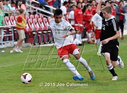 Thumbnail 2 in Lee [Robert E.] vs. Steele (UIL 6A Bi-District Playoff) photogallery.